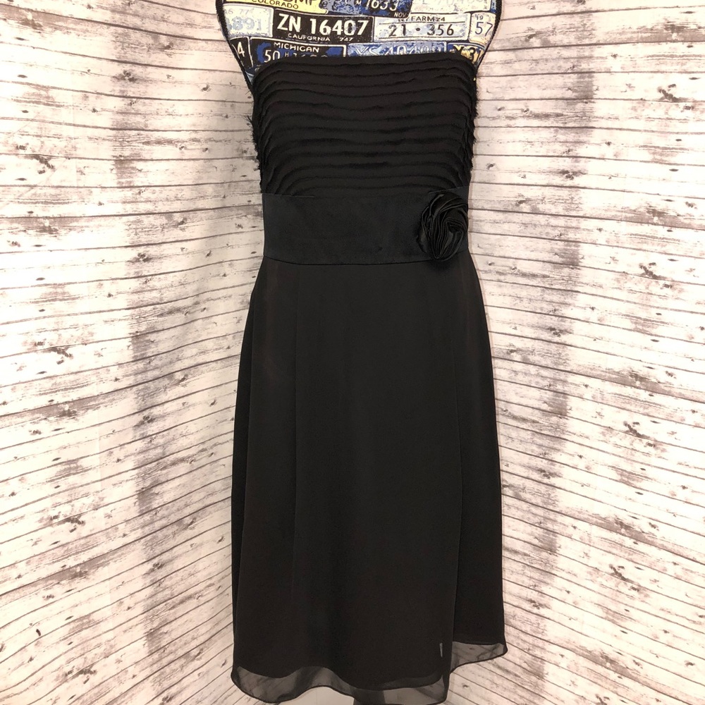 Size 10 Ann Taylor Strapless Cocktail Dress